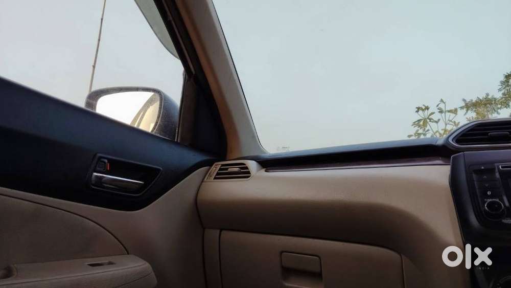 Maruti Suzuki Dzire 1.2 Vxi Amt, 2018, Petrol
