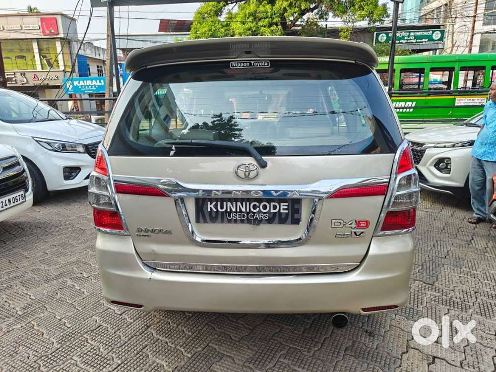 Toyota Innova 2.5 V 7 Str, 2007, Diesel