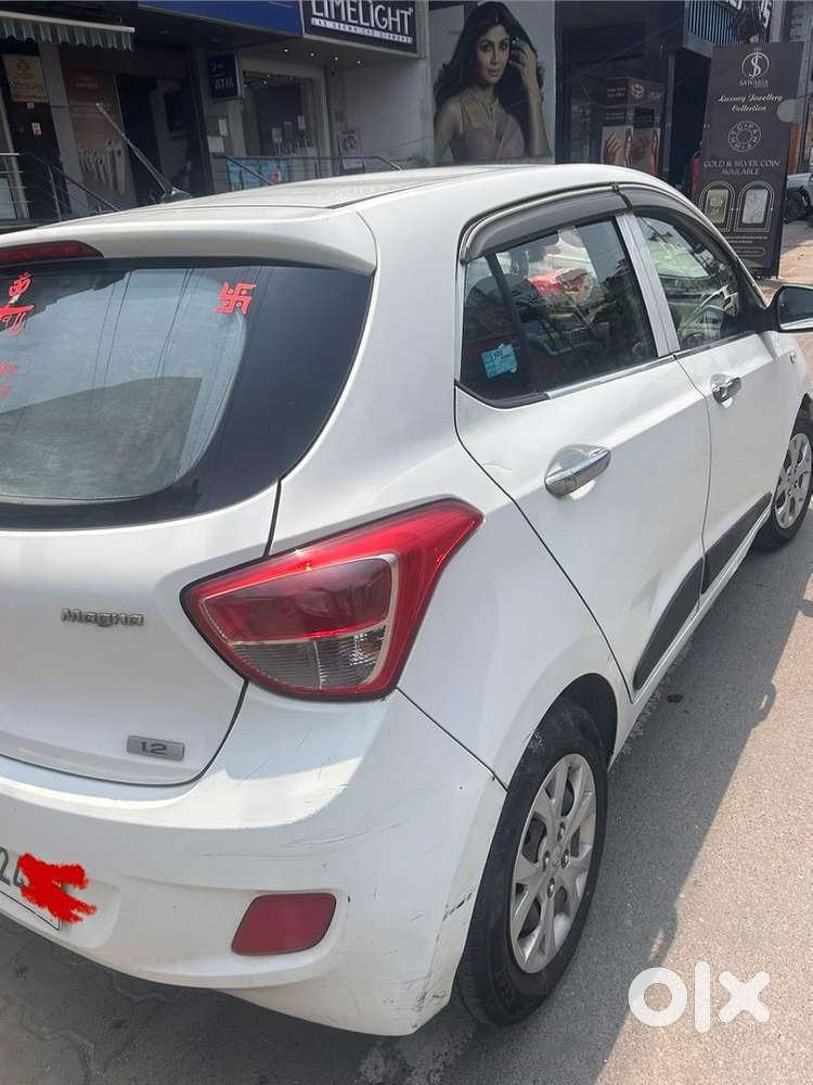 Hyundai Grand I10 2017 Petrol Well Maintained