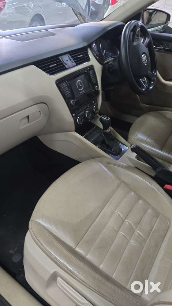 Skoda Octavia 2013-2017 Ambition 1.8 Tsi At, 2015, Petrol