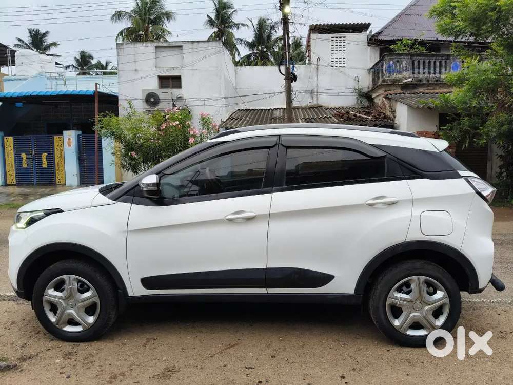 Tata Nexon 1.2 Turbo Xz Petrol 2022, Single Owner, 42000km