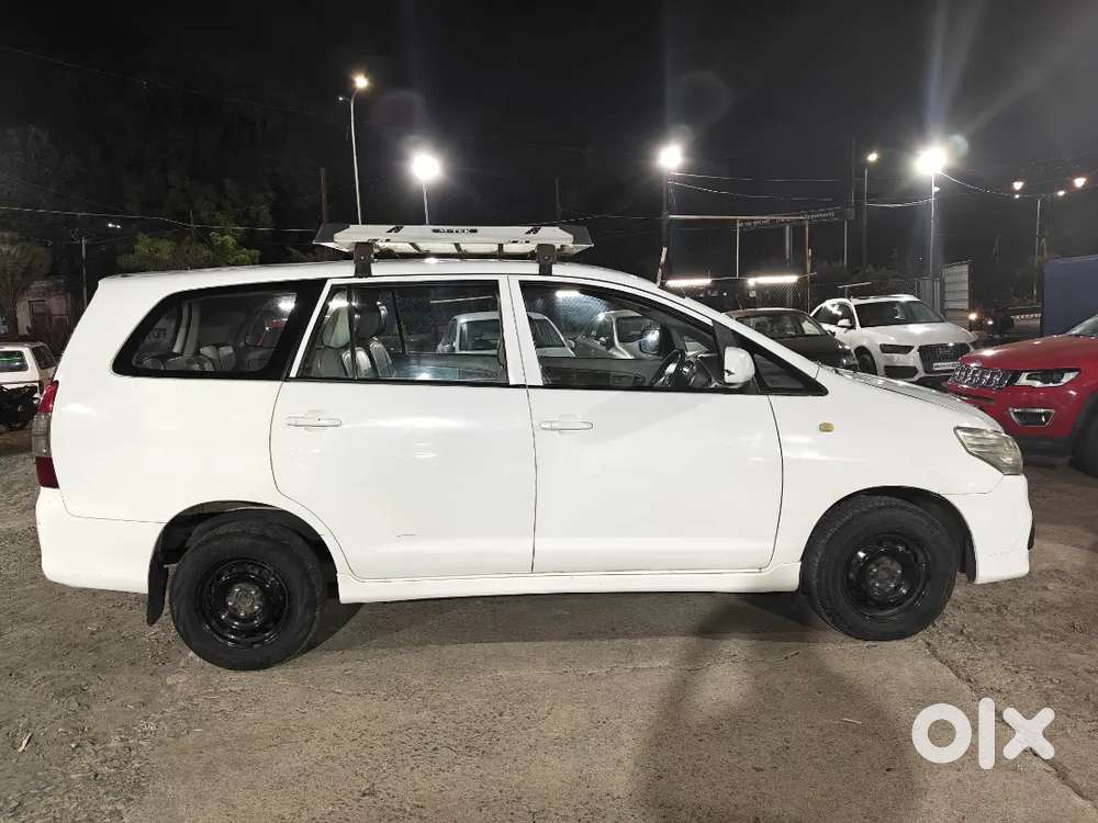 Toyota Innova Diesel 2012