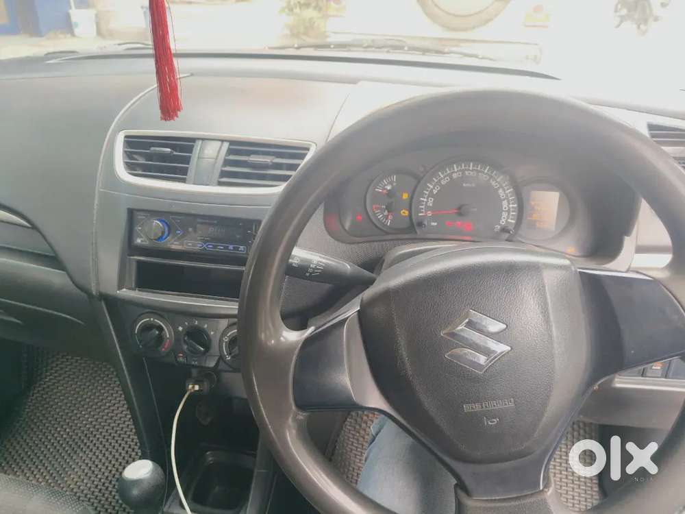 Maruti Suzuki Swift Lxi 2017