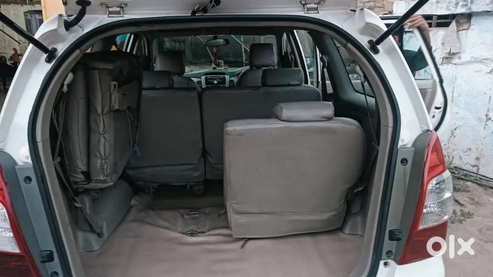 Toyota Innova 2010 Diesel 470605 Km Driven