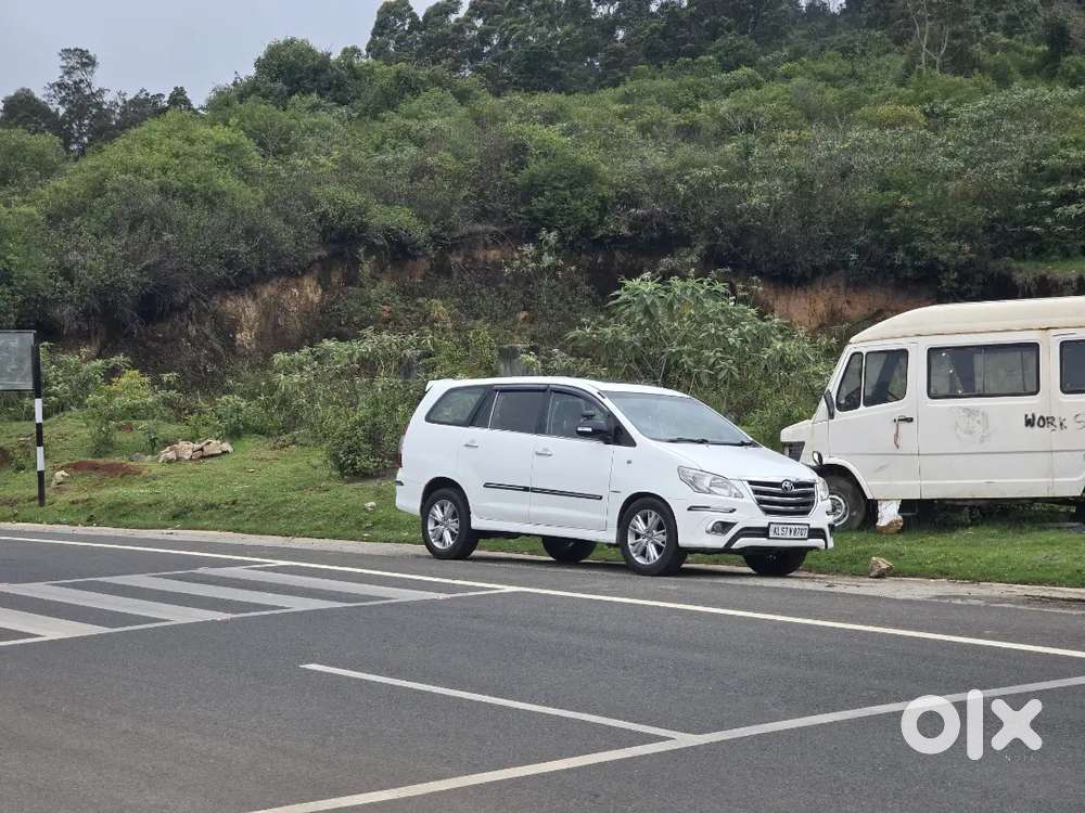 Toyota Innova Diesel 2014