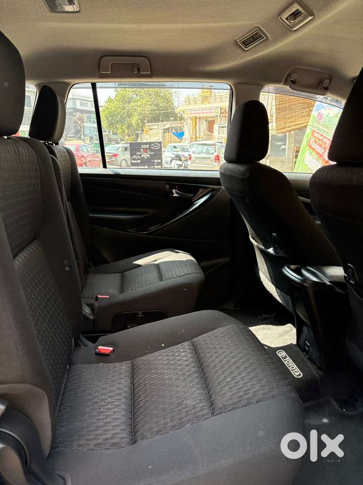 Toyota Innova Crysta 2.4 G Mt, 2016, Diesel
