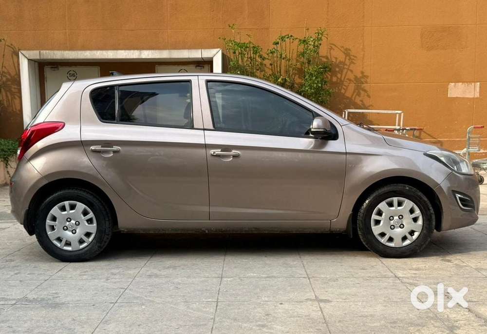 Hyundai Car Manual 2012