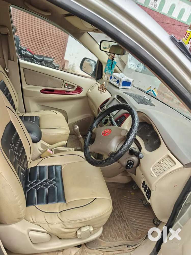 Toyota Innova 2006 Diesel 220000 Km Driven
