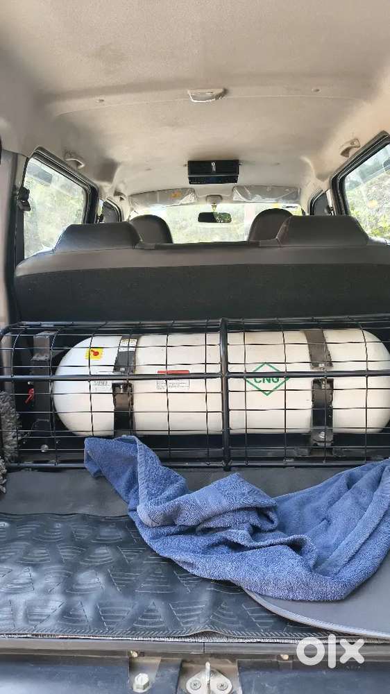 Maruti Suzuki Eeco Ac Cng And Petrol Well Maintained