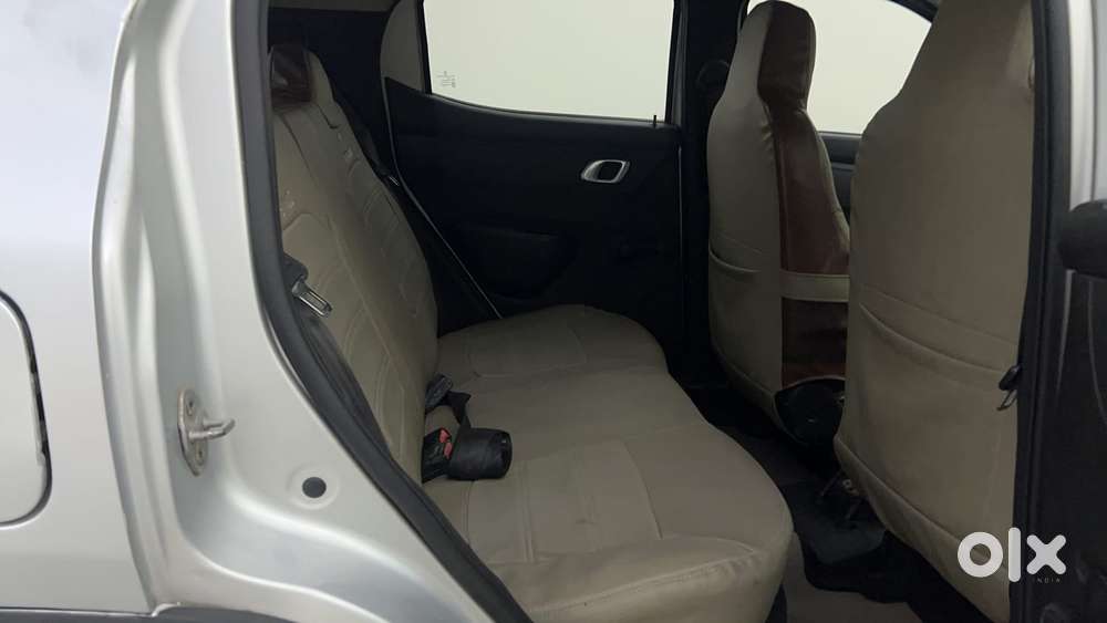 Renault Kwid 2019-ongoing 1.0 Rxt Amt (o), 2018, Petrol