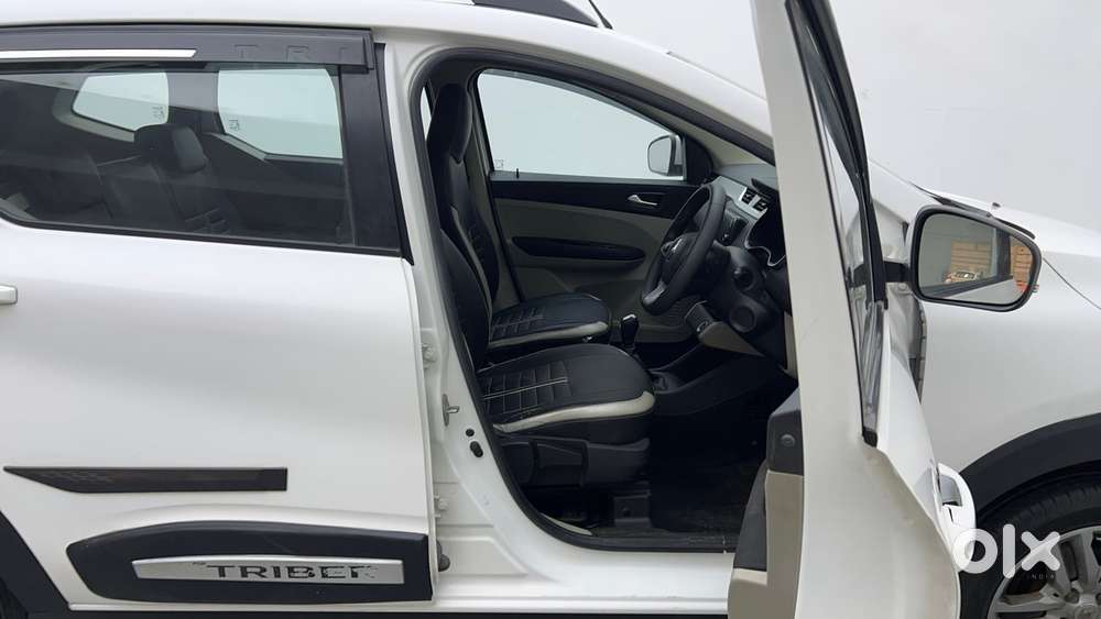Renault Triber Rxz Easy-r Amt, 2021, Petrol