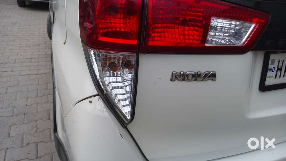 Toyota Innova Crysta 2.8 Gx At 7 Str, 2017, Diesel