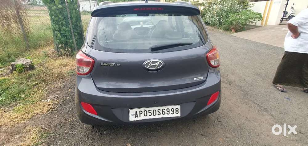Hyundai Grand I10 2016 Diesel 66450 Km Driven