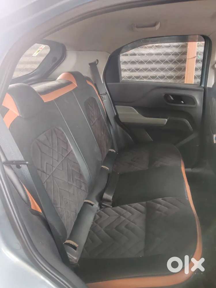 Tata Punch Accomplished Camo 2022 Amt