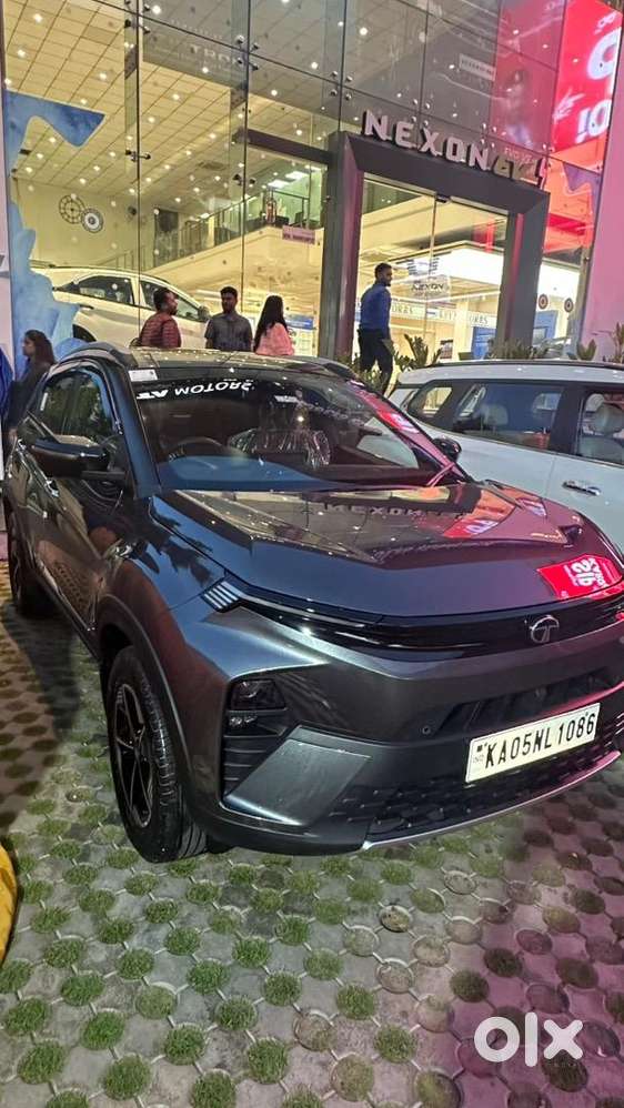 Tata Nexon 2024 Sunroof Model
