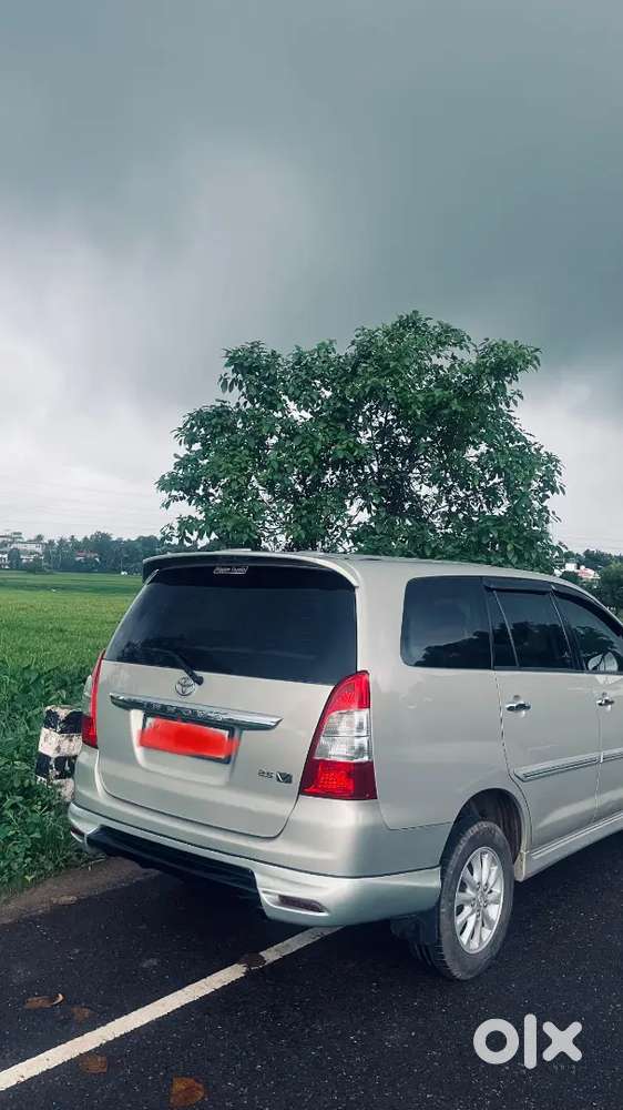 Toyota Innova Diesel 2013