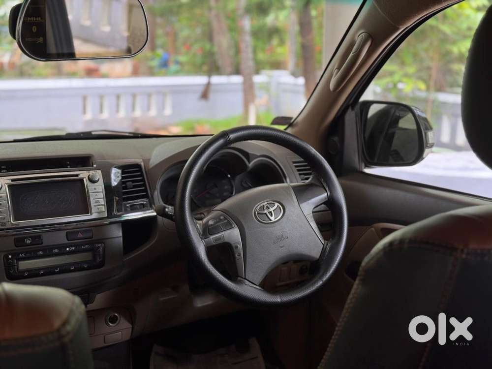 Toyota Fortuner 2012 Diesel 155000 Km Driven
