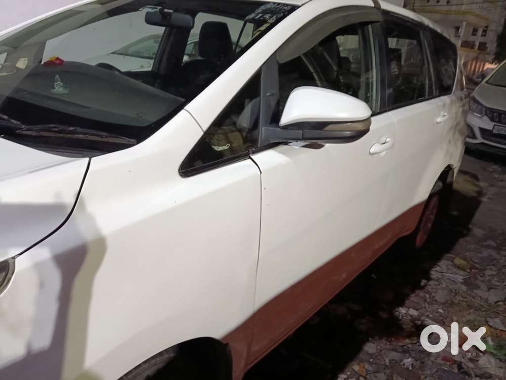 Toyota Innova Crysta G 8 Str, 2019