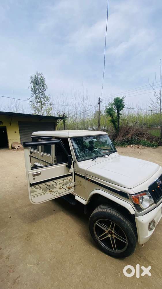 Mahindra Bolero 2018 Diesel 100000 Km Driven