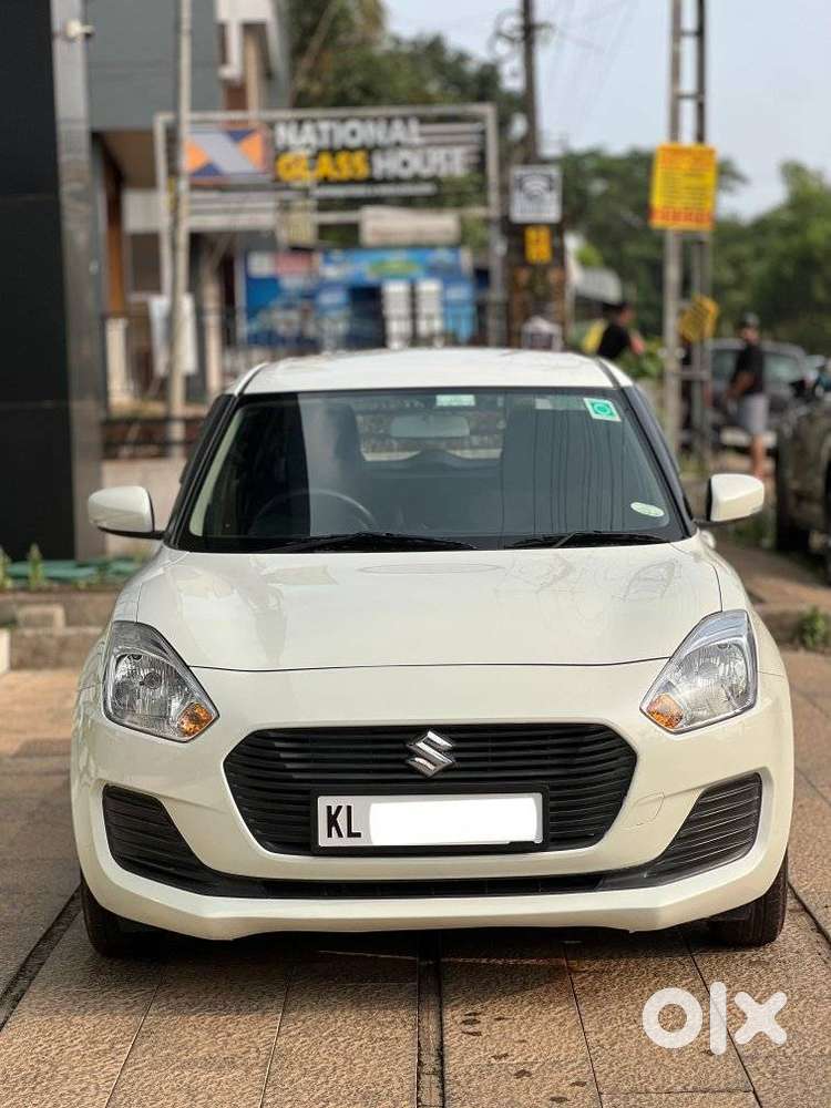Maruti Suzuki Swift Amt Vxi, 2020, Petrol
