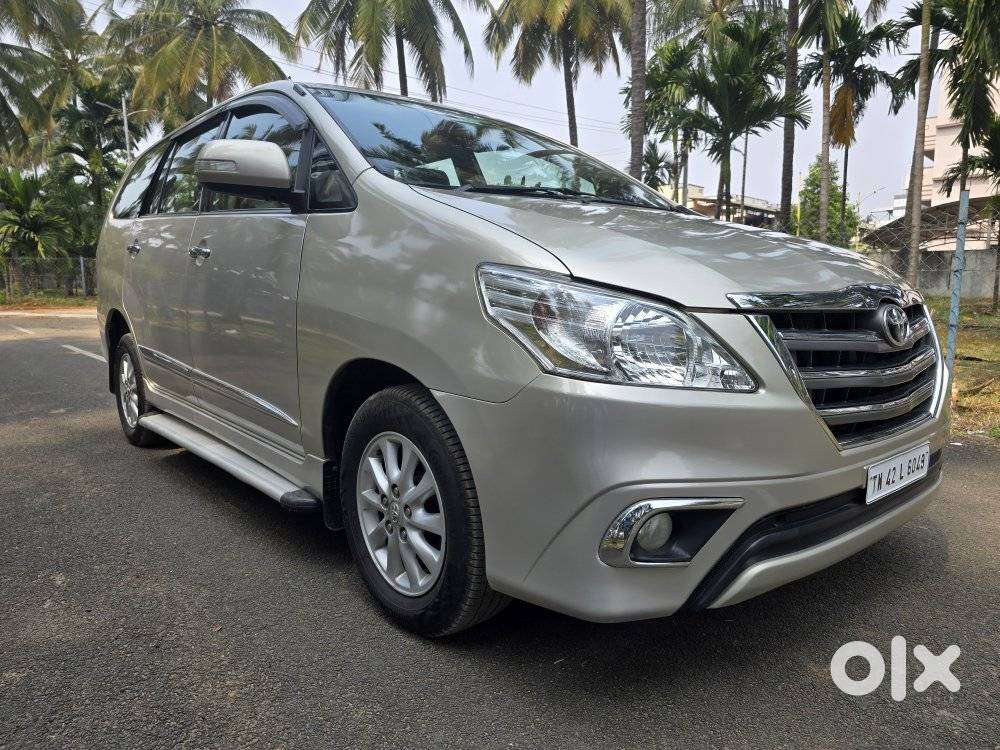 Toyota Innova 2.5 V 8 Str, 2015, Diesel