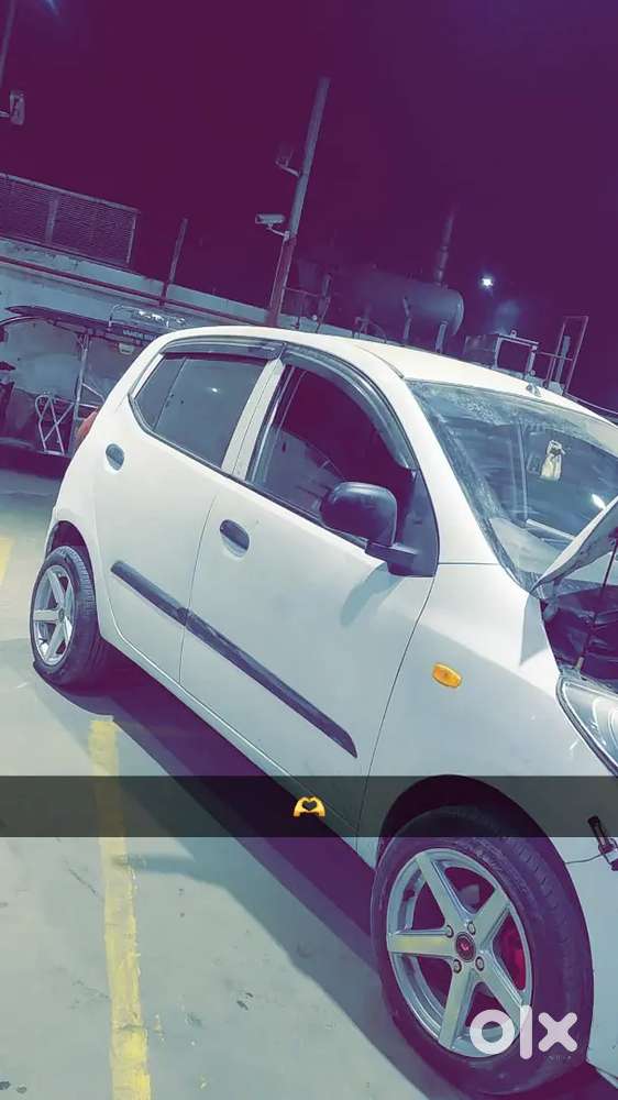 I10 Magna Bs4 Cng Petrol 3rd Owner