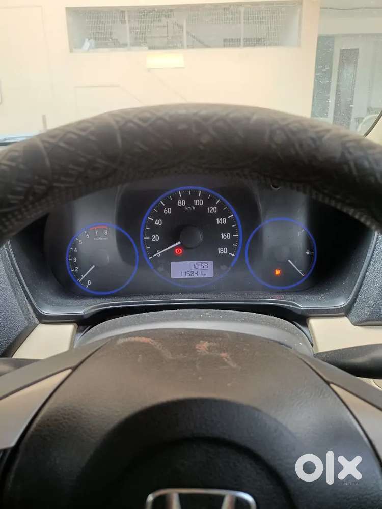 Honda Amaze 2017 Manual Petrol & Cng On Paper Second Owner
