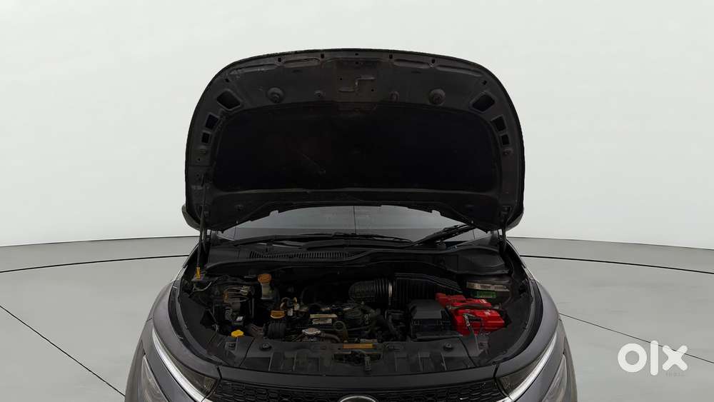 Tata Altroz 1.2 Xt, 2022, Petrol