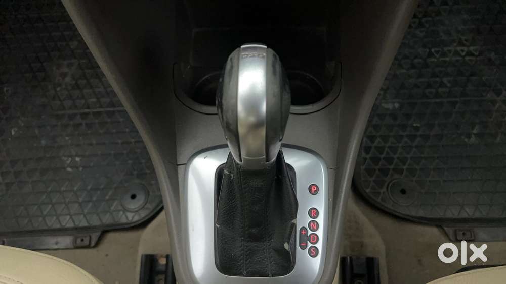 Volkswagen Vento 1.2 Tsi Highline At, 2017, Petrol