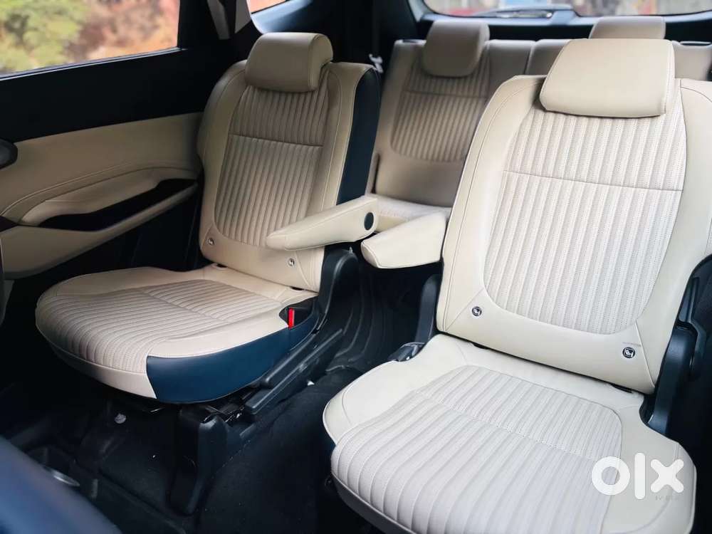Kia Carens Clavis Ev Htk+, 2025, Petrol