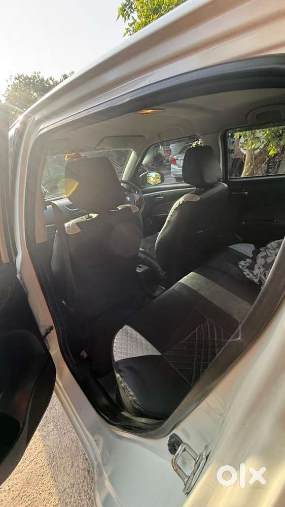 Swift Maruti Suzuki Vxi Cng