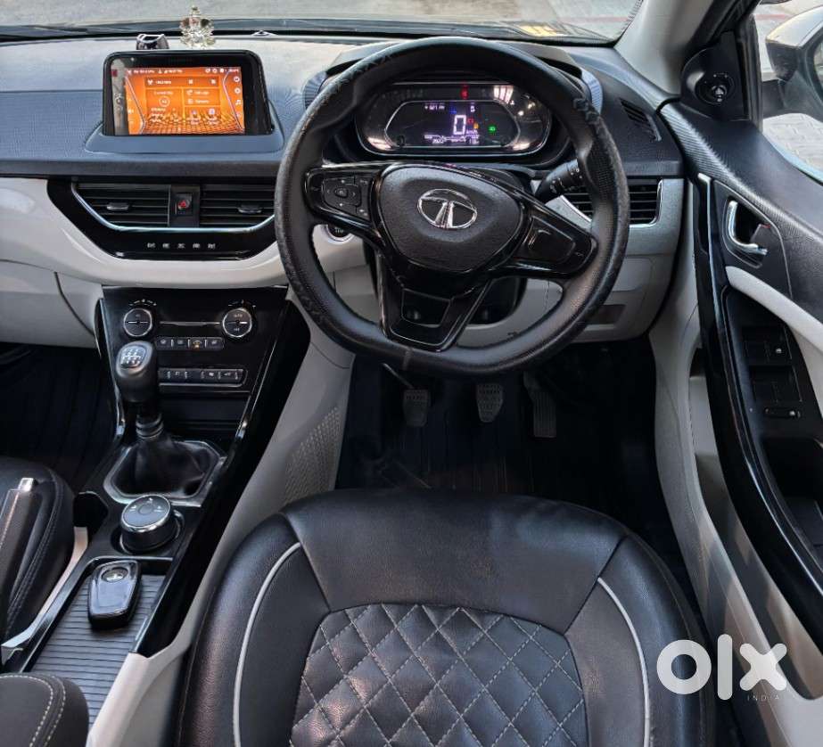 Tata Nexon 1.2 Revotron Xz Plus Dual Tone, 2022, Petrol