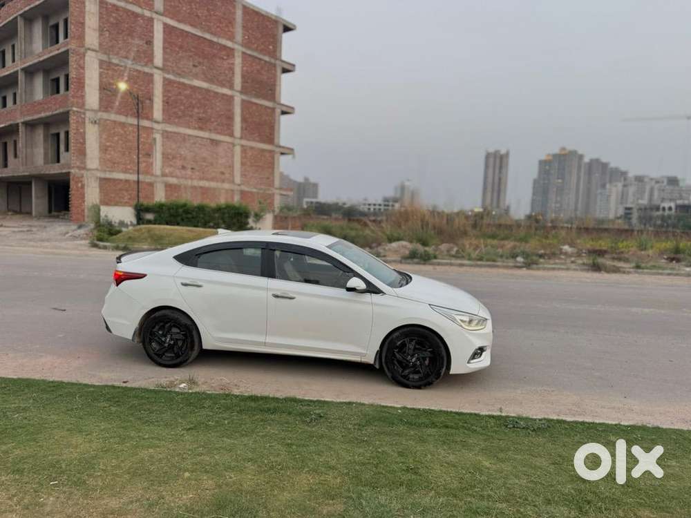 Hyundai Verna 2019 Top Model Sxo Options.