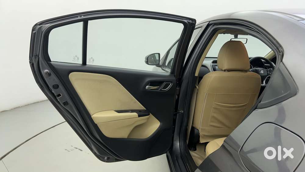 Honda City 1.5 V 4th Gen I-vtec Mt, 2022, Petrol