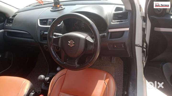 Maruti Suzuki Swift Lxi Optional-o, 2017, Petrol