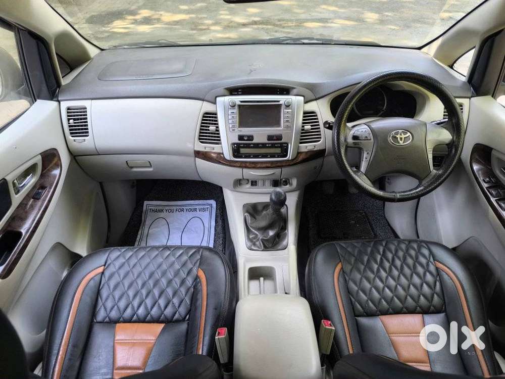 Toyota Innova 2.5 V 8 Str, 2013, Diesel