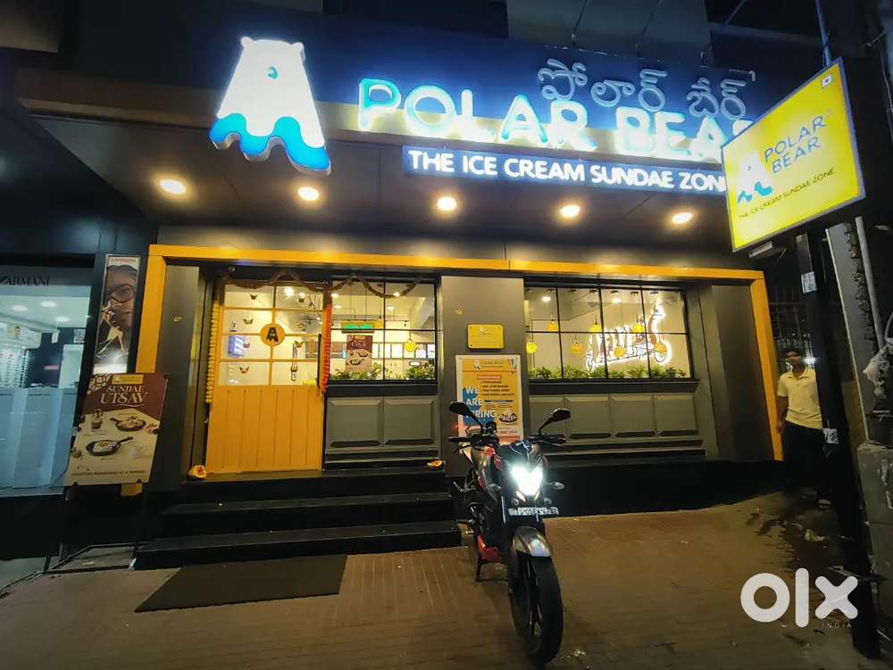 Polarbear (Guest Service Associate )