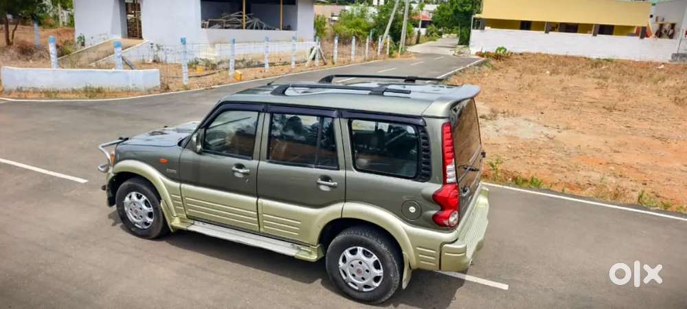 Mahindra Scorpio Slxcrdi