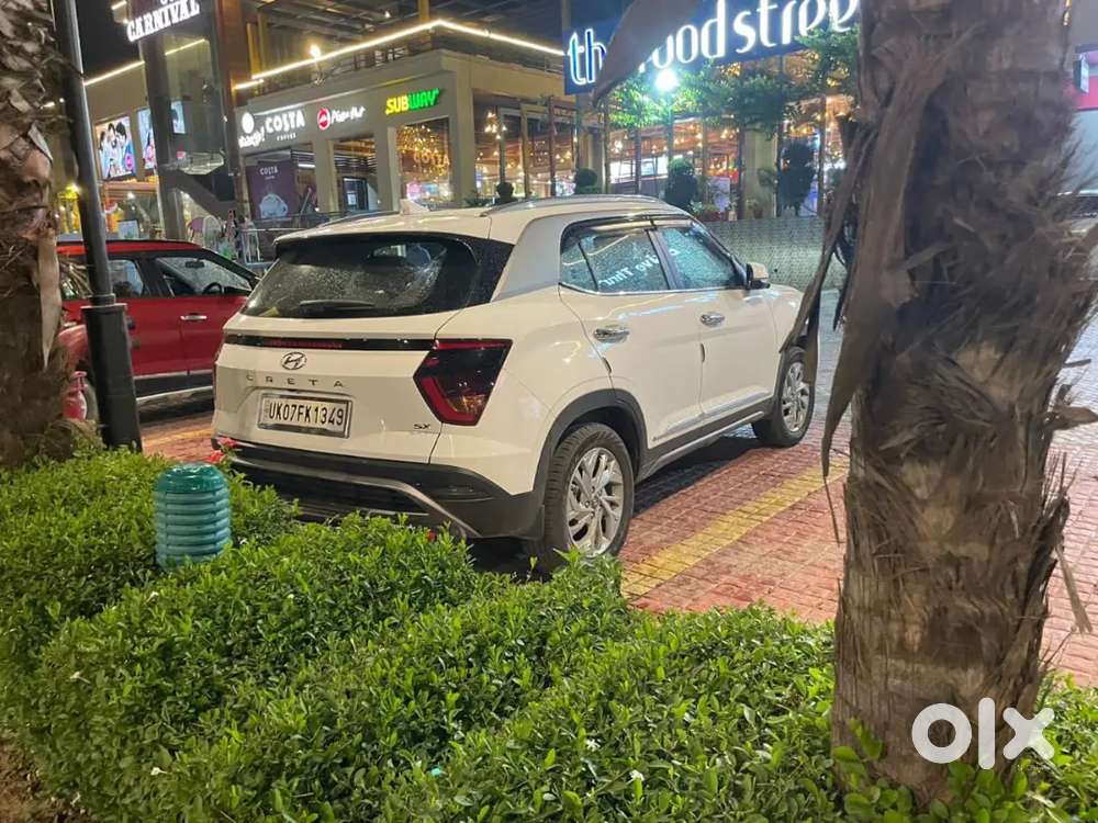 2023 Hyundai Creta Sx Executive 1.5 Petrol Mt  Polar White