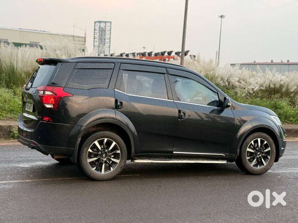 Mahindra Xuv500 W11, 2018