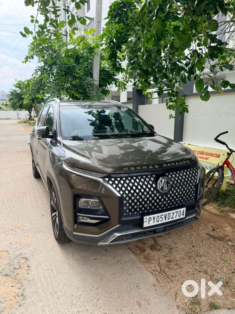 Mg Hector Plus Petrol 2023 Savvy