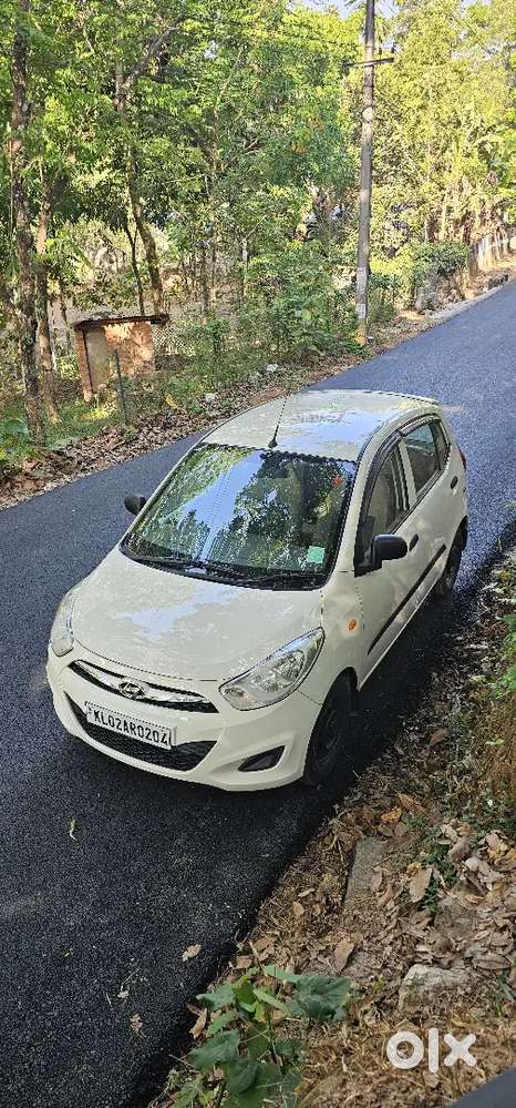 Hyundai I10 2014 Petrol 19300 Km Driven