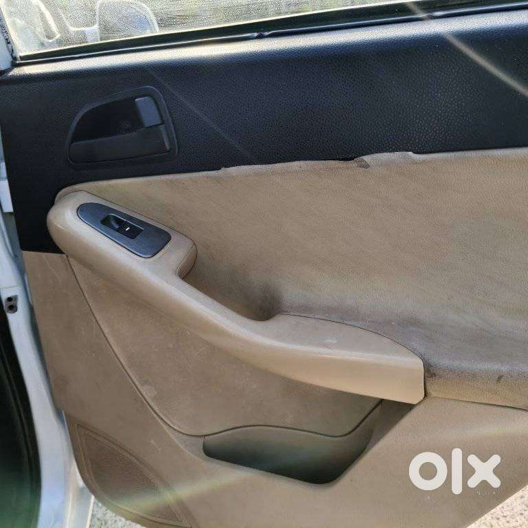 Tata Indica Vista 2008-2013 Aura 1.3 Quadrajet (abs), 2012, Diesel