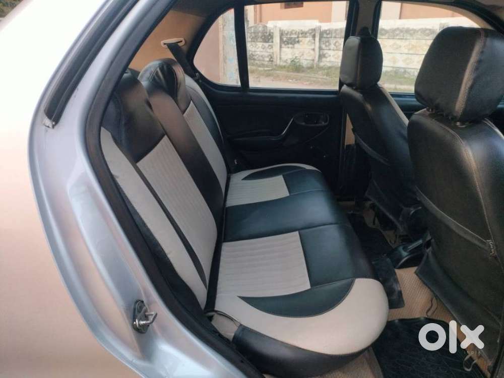 Tata Indigo Ecs Ecs Ls Tdi, 2017