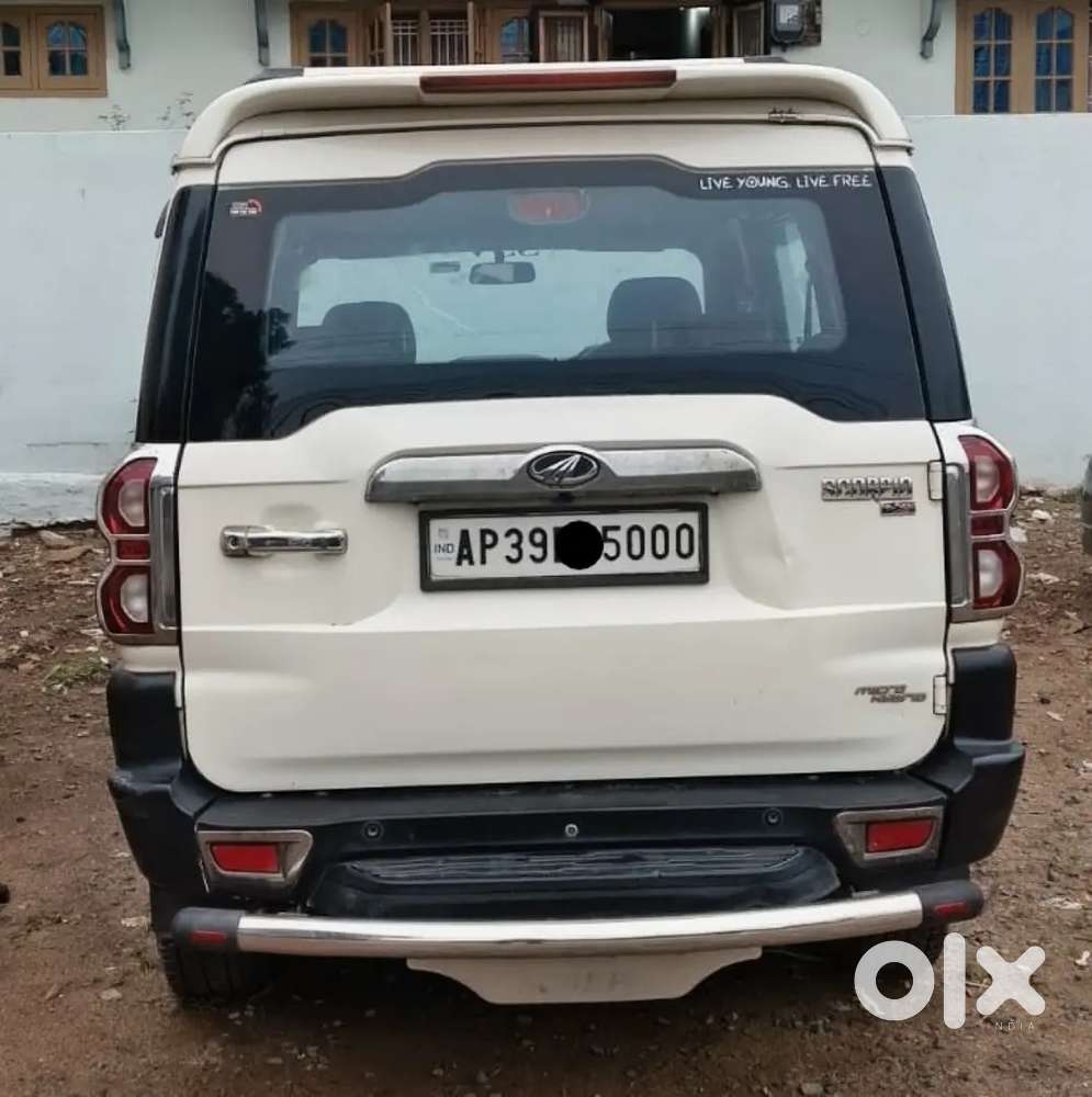 Mahindra Scorpio S3 2019 Sitting9