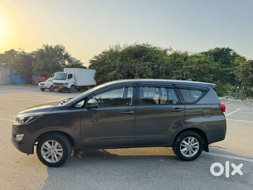 Toyota Innova Crysta 2.4 G Plus Mt 7 Str, 2020, Diesel