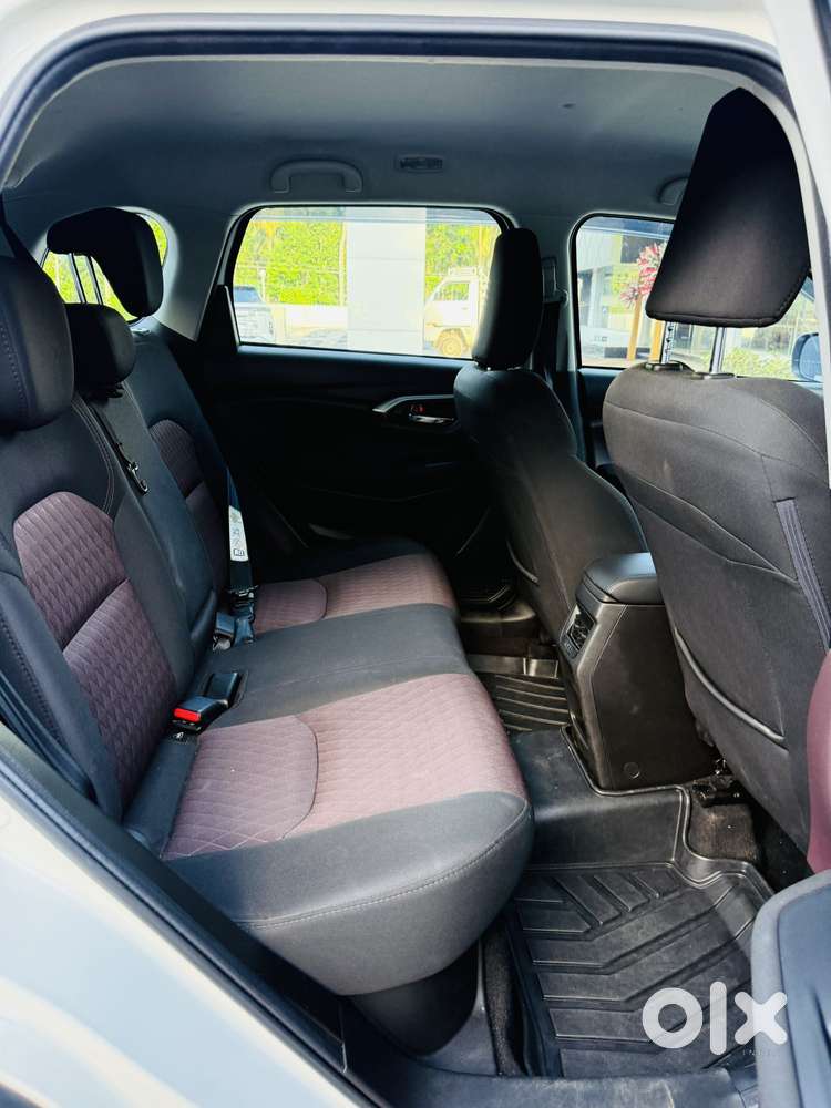 Maruti Suzuki Grand Vitara 1.5 Sigma Smart Hybrid, 2024, Petrol