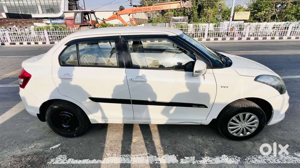 Maruti Suzuki Swift Dzire Vxi(o) Mt, 2015, Petrol
