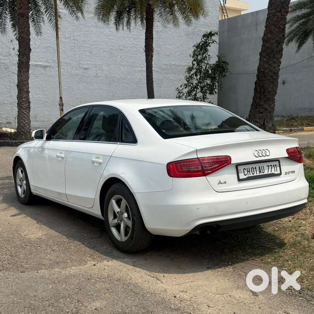 Audi A4 2.0 Tdi 2013 (1st Owner)
