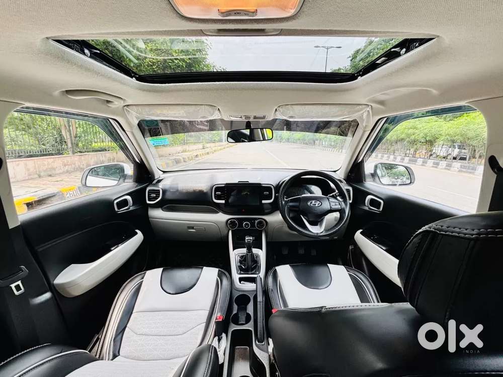 Hyundai Venue, 2025, Petrol